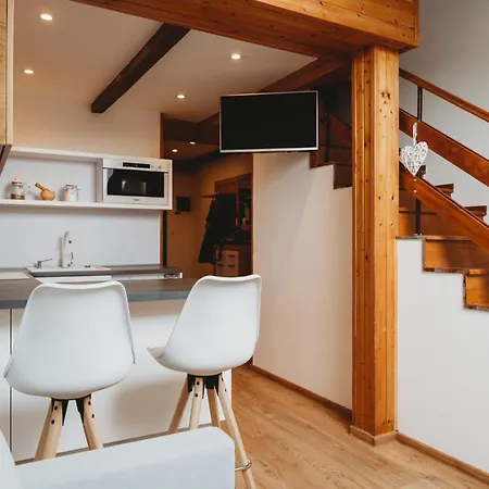 公寓 Loft In Old Town - Ac & Netflix