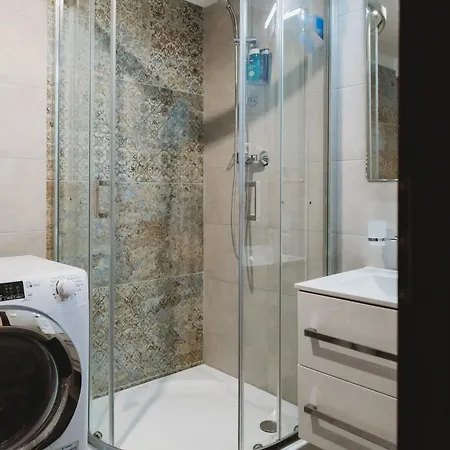 公寓 Loft In Old Town - Ac & Netflix 科希策